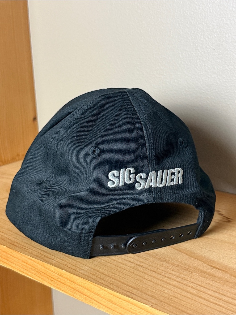 Sig Sauer Hat - Picture 3 of 8